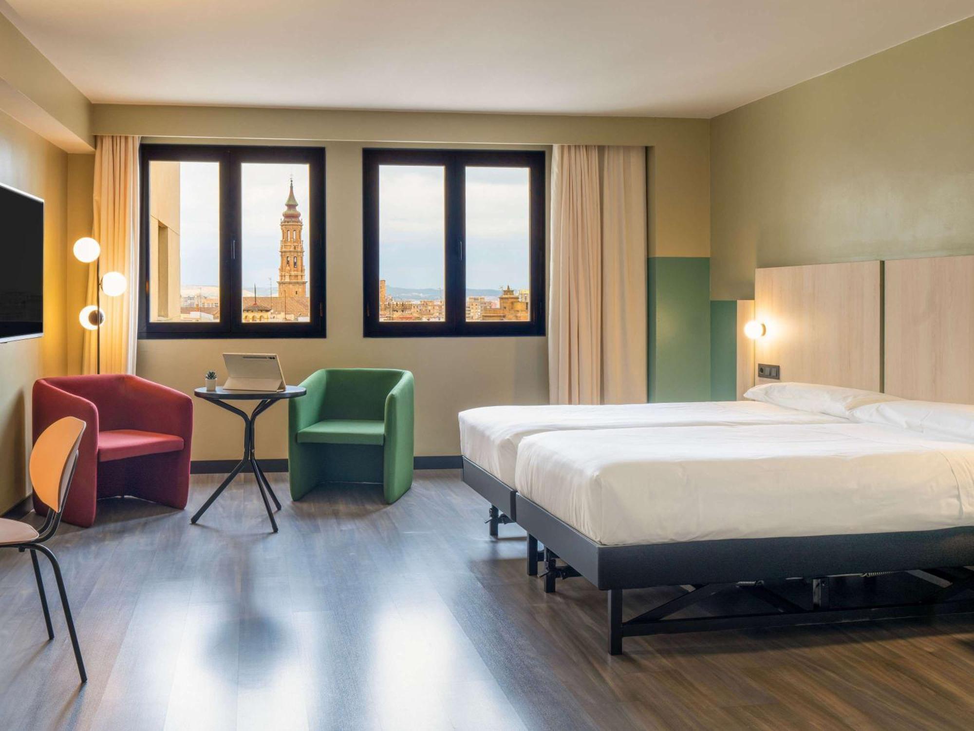 Hotel Ibis Styles Zaragoza Ramiro I Exterior foto